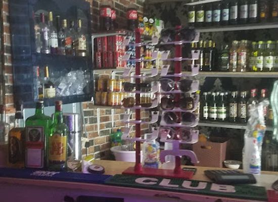 ghana/sekondi-takoradi/landmark/smoochies-pub
