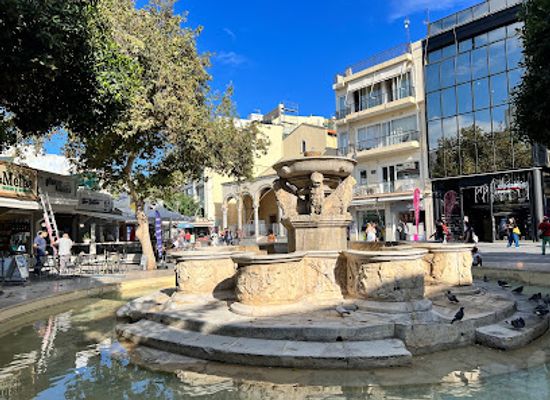 greece/heraklion/lions-square/landmark/venetian-loggia