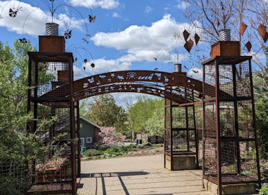 idaho/boise/east-end/landmark/idaho-botanical-garden