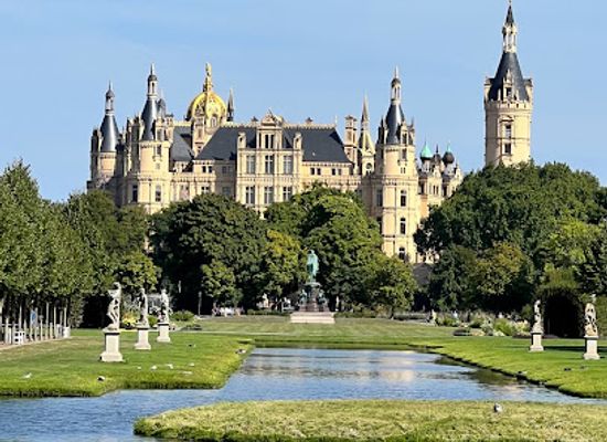 germany/pomerania/landmark/schwerin-castle