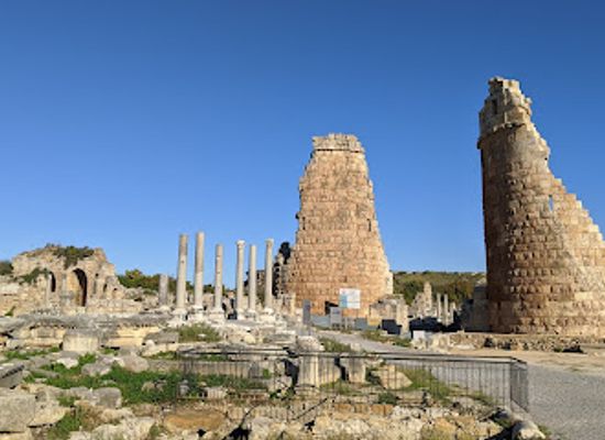 turkiye/mysia/landmark/perge-ancient-city