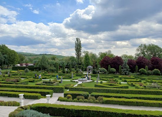 romania/deva/landmark/arboretum-park-simeria
