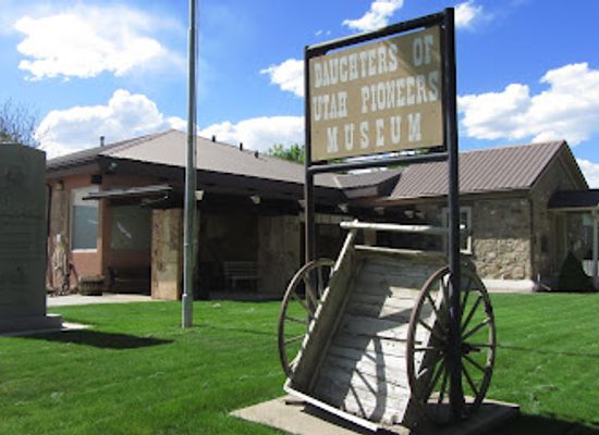 utah/uintah-basin/landmark/vernal-dup-museum
