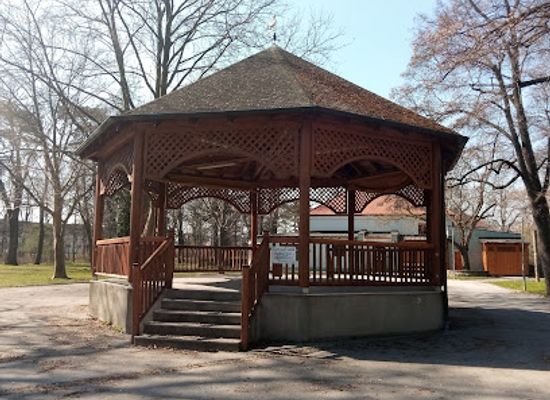austria/thermenregion/landmark/traiskirchen-park