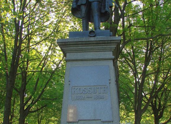 ohio/western-reserve/landmark/lajos-kossuth-monument