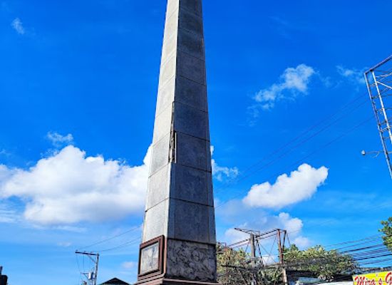 philippines/cebu-city/landmark/colon-obelisk