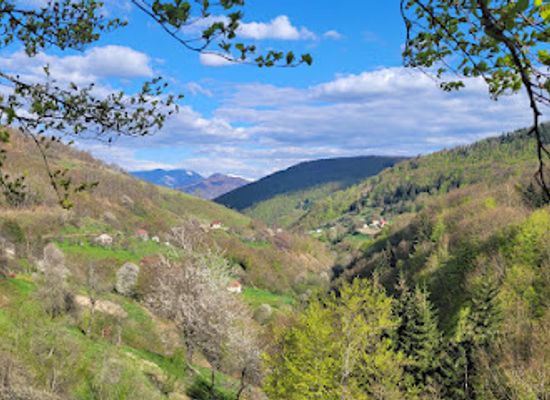 montenegro/prokletije/landmark/radmilica-enjoy-the-view