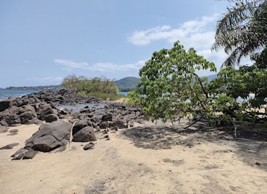 sierra-leone/john-obey-beach/landmark/black-johnson-beach