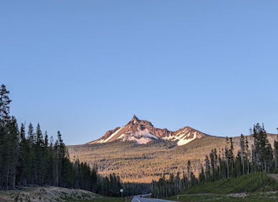 oregon/cascade-range/landmark/mt-thielsen