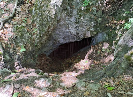 slovakia/muranska-planina-national-park/landmark/wesselenyiho-jaskyna