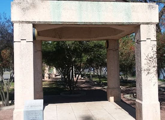 texas/waco/landmark/vietnam-veterans-memorial