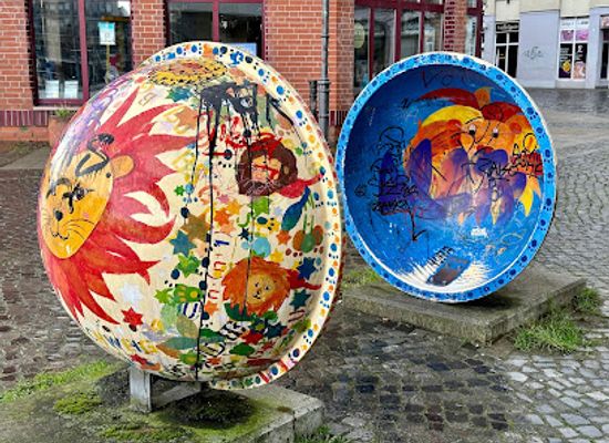germany/anhalt/landmark/magdeburger-halbkugeln