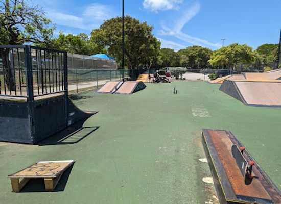 florida/key-largo/landmark/skateboard-park