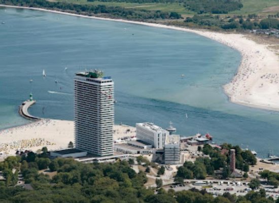 germany/baltic-sea-coast/landmark/maritim-hotel-lubeck-travemunde