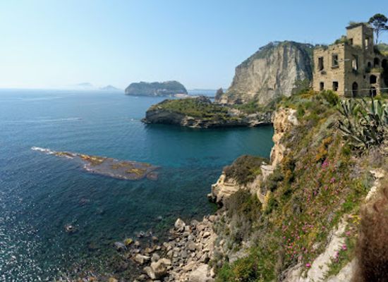 italy/naples/landmark/parco-archeologico-del-pausilypon