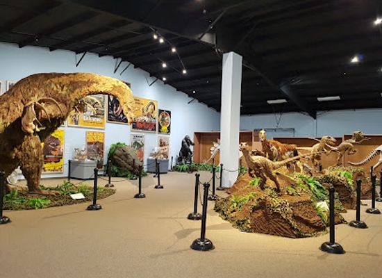 utah/blanding/landmark/the-dinosaur-museum