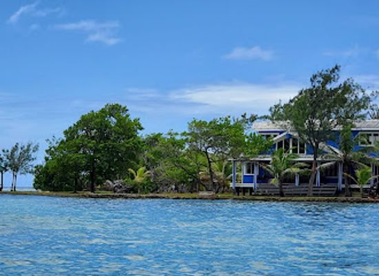honduras/roatan/landmark/cleve-s-tours-and-adventures