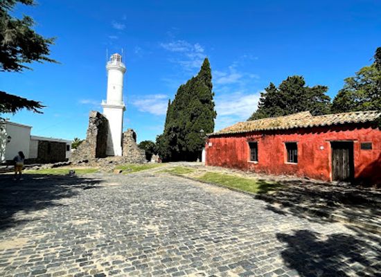 uruguay/colonia/landmark/colonia-monument