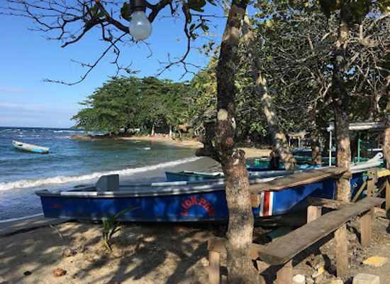 costa-rica/caribbean-coast/landmark/chile-rojo
