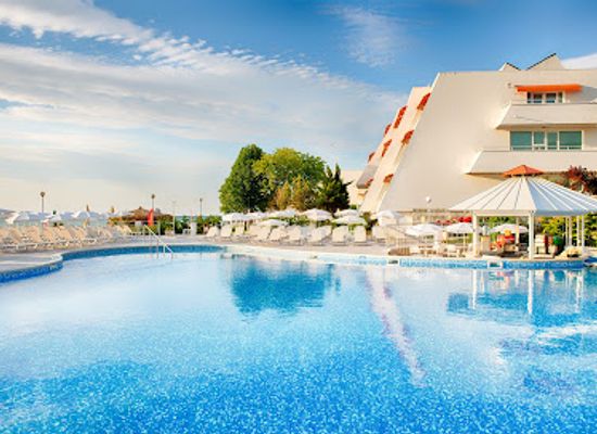bulgaria/obzor/landmark/aluasun-helios-beach