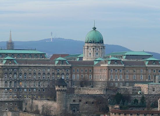 hungary/csallokoz/landmark/buda-castle