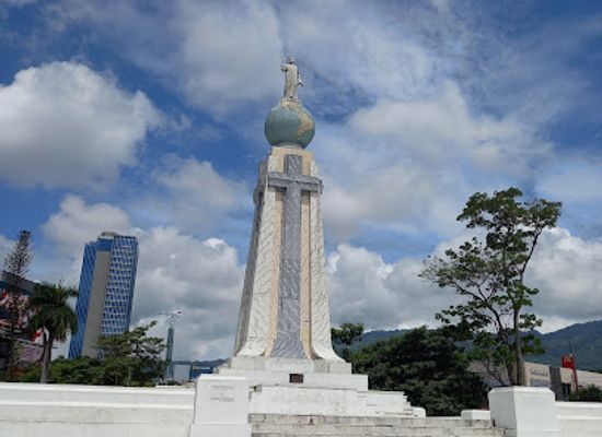 el-salvador/western-region/landmark/monument-to-the-divine-savior-of-the-world