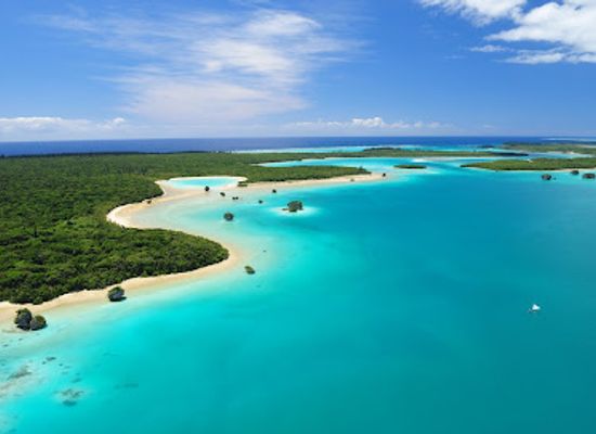 new-caledonia/poum/landmark/nouvelle-caledonie-tourisme