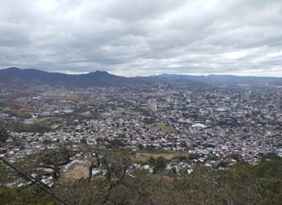 honduras/tegucigalpa/landmark/mirador-el-picacho