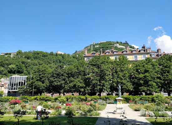 france/grenoble/landmark/jardin-de-ville