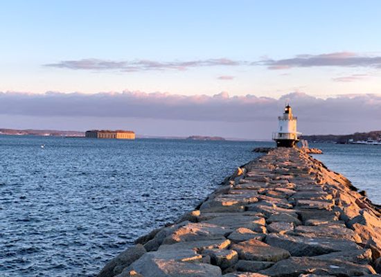 maine/saco/landmark/gotta-love-maine-tours