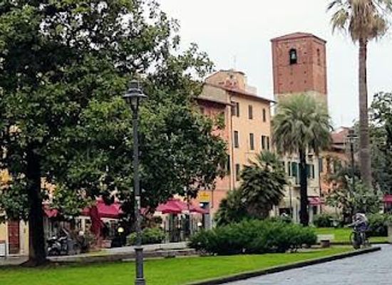 italy/pisa/landmark/p-za-dante-alighieri