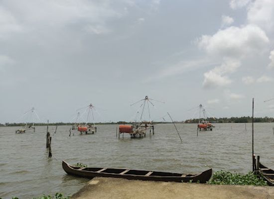 india/kerala-backwaters/landmark/kallenchery-view-point