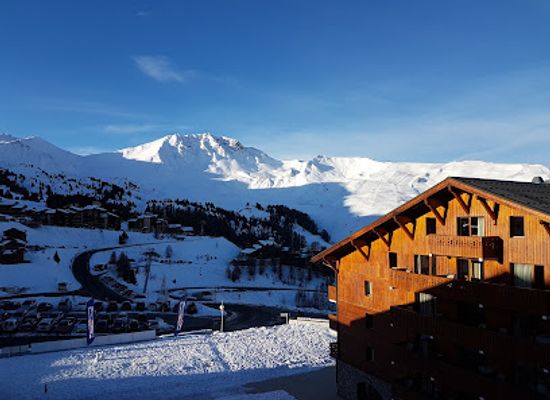 france/la-plagne/landmark/point-information-plagne-soleil