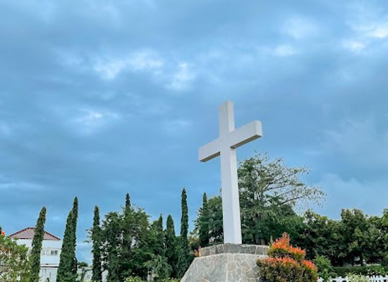 indonesia/semarang/landmark/ereveld-candi