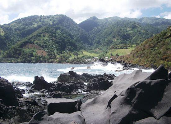 saint-vincent-and-the-grenadines/saint-george/landmark/owia-salt-pond