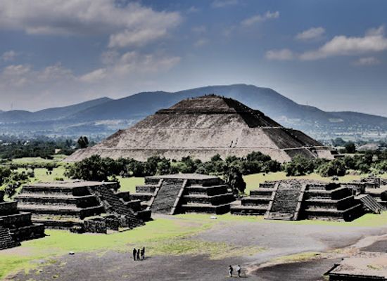 mexico/pacific-coast/landmark/pyramid-of-the-sun