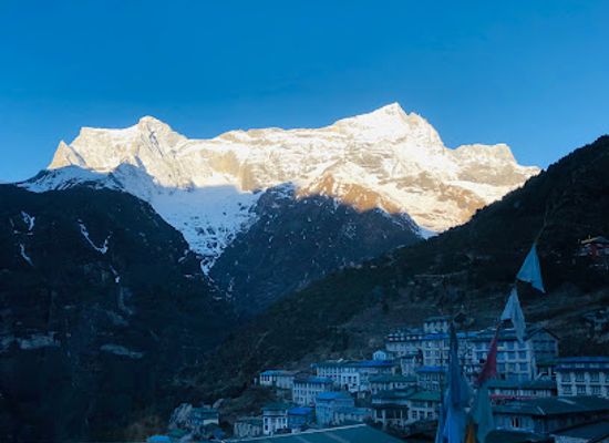 nepal/namche-bazaar/landmark/tomodachi-restaurant