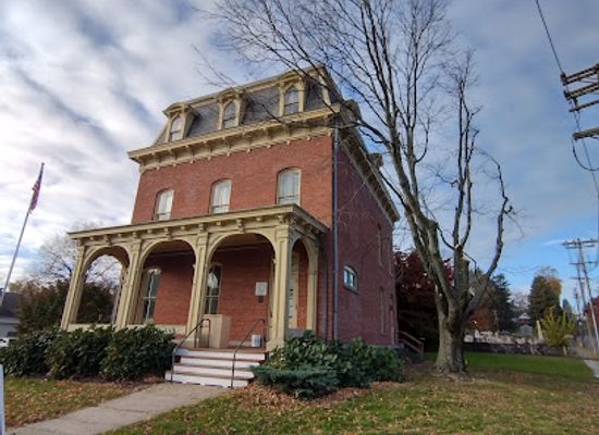 connecticut/danbury/landmark/main-street-historic-district