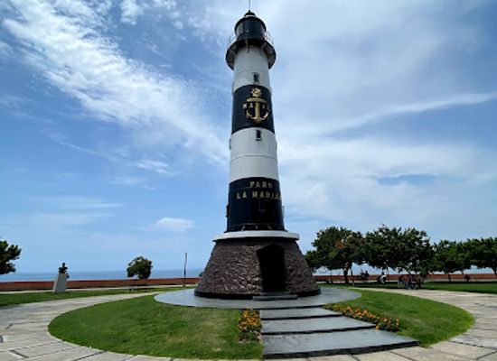 peru/lima/miraflores/landmark/marine-lighthouse