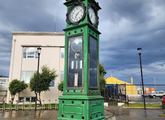 chile/punta-arenas/landmark/muelle-prat