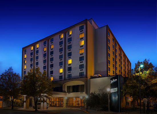 north-dakota/bismarck/landmark/radisson-hotel-bismarck