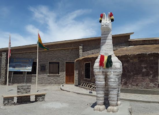 bolivia/salar-de-uyuni/landmark/de-sal-a-sol