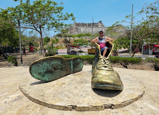 colombia/cartagena/landmark/las-botas-viejas