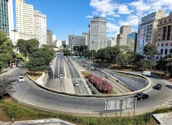 brazil/sao-paulo/landmark/av-23-de-maio