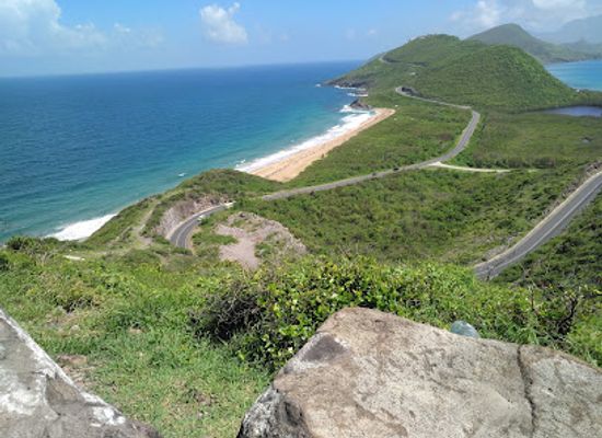 saint-kitts-and-nevis/black-rocks/landmark/timothy-hill-overlook