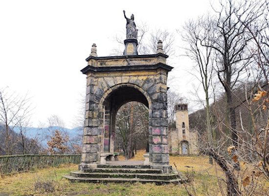 czechia/bohemia/landmark/vyhlidka-bohemia