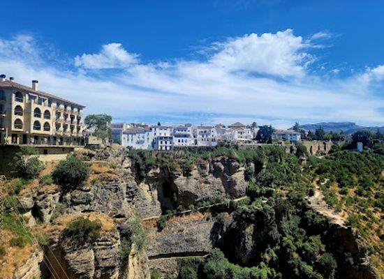 spain/ronda-valley/landmark/alameda-del-tajo