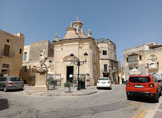 malta/qawra/landmark/casa-bernard