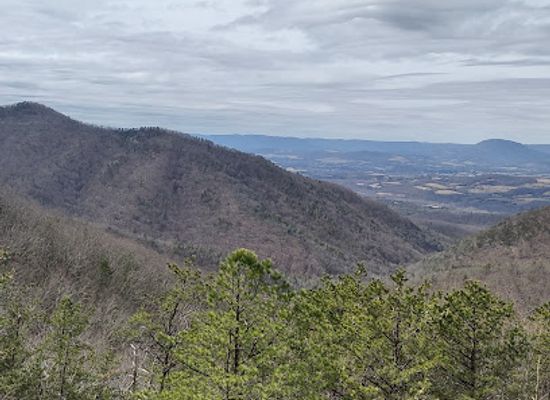 virginia/roanoke-valley/landmark/blue-ridge-parkway-virginia-byway-access-point
