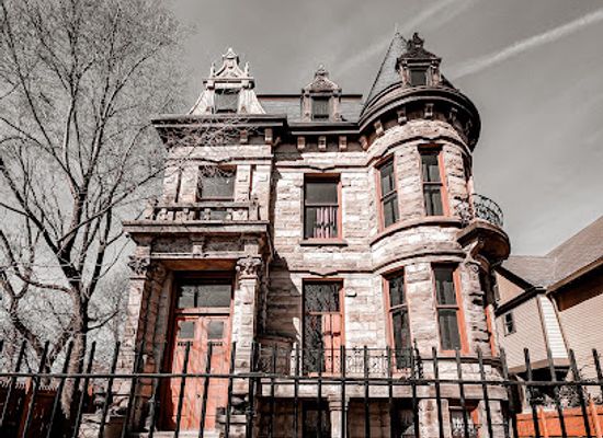 ohio/northeast-ohio/landmark/franklin-castle-hannes-tiedemann-house